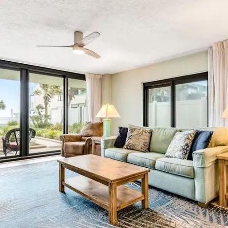 Steps To Paradise: Ground-Floor 2Br/2Ba Beachfront Condo, Sleeps 8, Gulf Views!